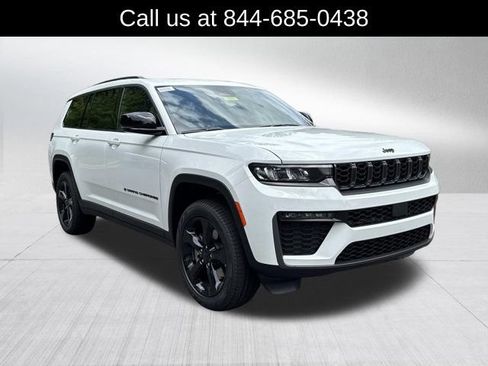 New 2026 Jeep Grand Cherokee L Limited AWD/4WD image 3