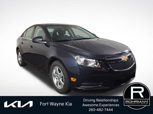 Used 2014 Chevrolet Cruze LT FWD image 4