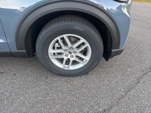 New 2026 Ford Explorer Active image 8