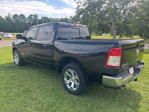 Used 2021 RAM 1500 Big Horn RWD image 13