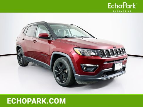 Used 2021 Jeep Compass Latitude w/ Sun and Sound Group FWD image 1
