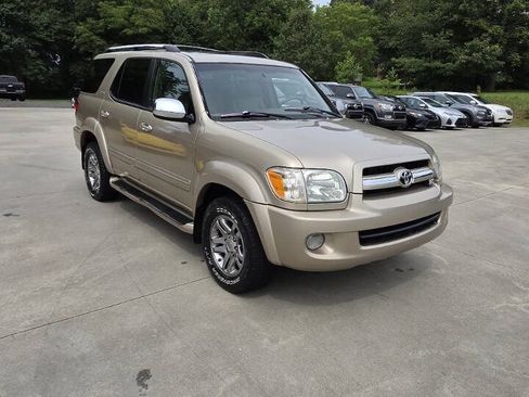 Used 2007 Toyota Sequoia Limited RWD image 6