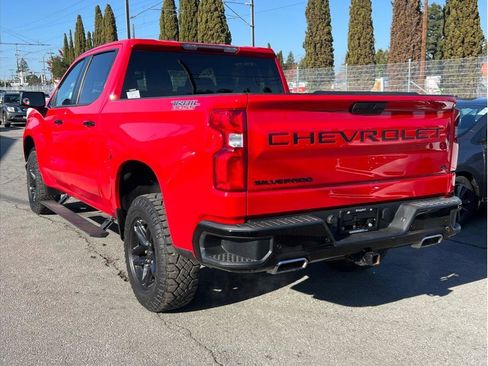 Used 2020 Chevrolet Silverado 1500 LT Trail Boss image 6