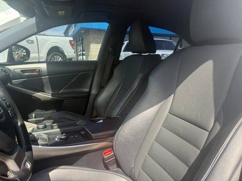 Used 2020 Lexus IS 350 F Sport w/ F Sport Package RWD image 18