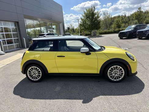 New 2026 MINI Cooper S image 8