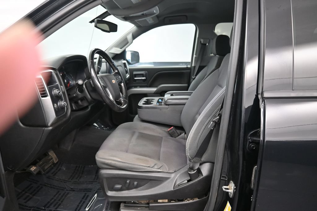 Used 2018 Chevrolet Silverado 1500 LT w/ All Star Edition AWD/4WD image 27