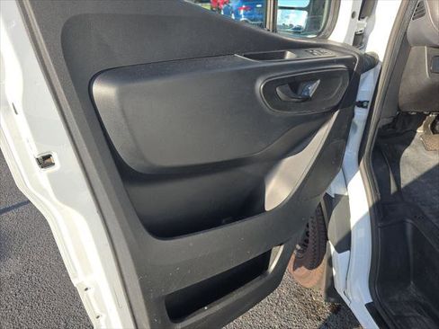 Used 2021 Mercedes-Benz Sprinter 2500 image 9