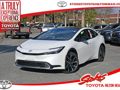 New 2026 Toyota Prius HybridXSE image 1