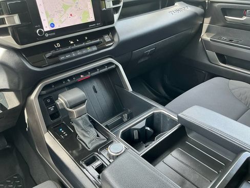 Used 2022 Toyota Tundra SR5 AWD/4WD image 12