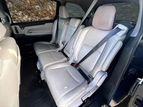 Used 2018 Honda Odyssey EX-L image 23