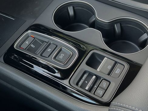 New 2025 Honda Pilot EX-L image 22