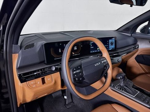 New 2026 Kia Sportage X-Line image 9