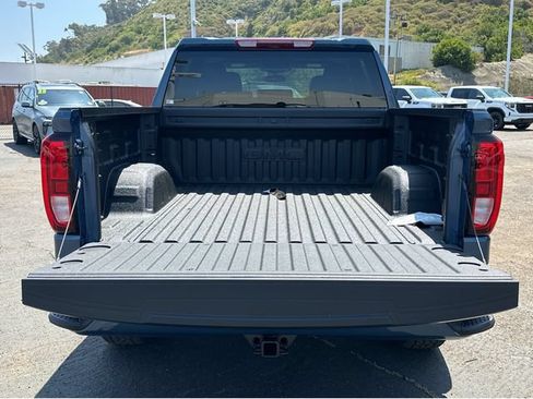 New 2026 GMC Sierra 1500 Elevation w/ Elevation Select Package AWD/4WD image 31