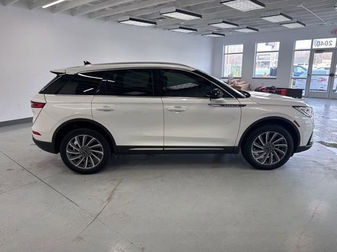 Used 2023 Lincoln Corsair Reserve image 14