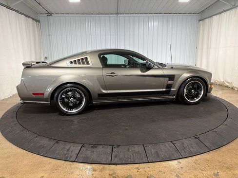 Used 2005 Ford Mustang GT RWD image 10