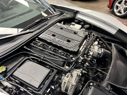 Used 2017 Chevrolet Corvette Z06 w/ Z07 Performance Package image 24