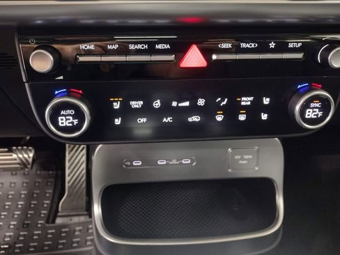 New 2026 Hyundai Ioniq 9 Calligraphy image 41