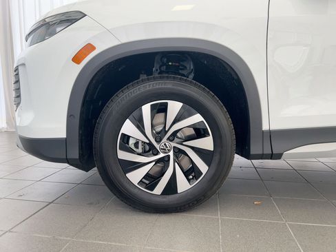 New 2026 Volkswagen Tiguan S image 12