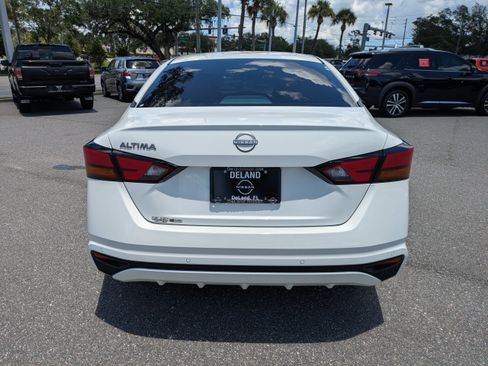 Certified 2023 Nissan Altima 2.5 S FWD image 5