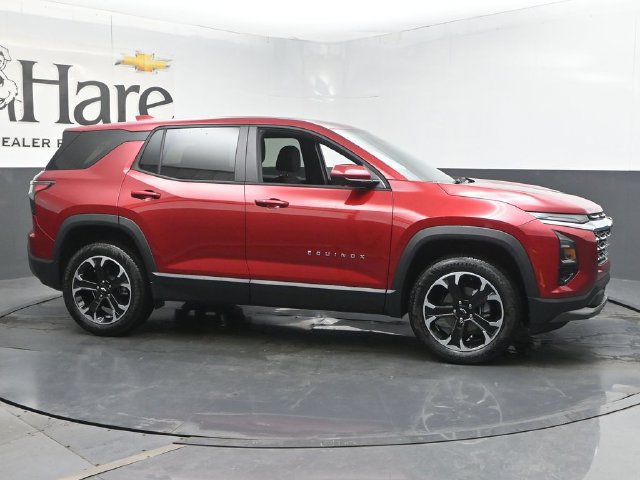 New 2026 Chevrolet Equinox LT w/ Safety and Technology Package FWD image 1