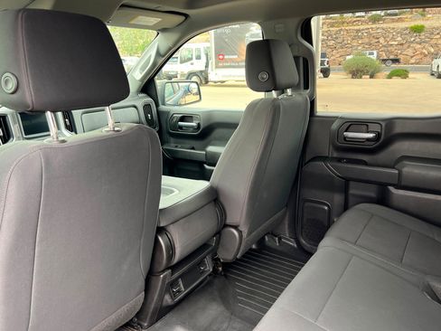 Used 2021 Chevrolet Silverado 1500 Custom Trail Boss w/ LPO, Dark Essentials Package image 20