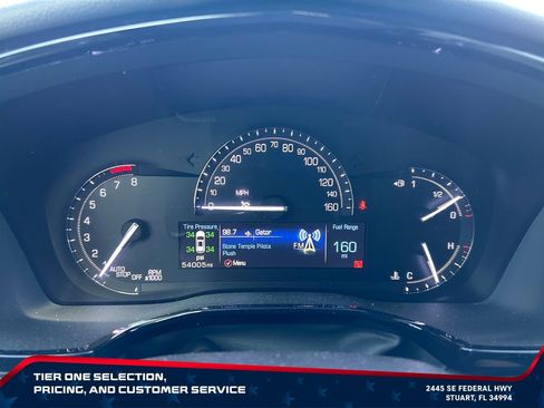 Used 2018 Cadillac XT5 FWD image 30
