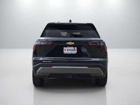 Used 2025 Chevrolet Equinox LT FWD image 6