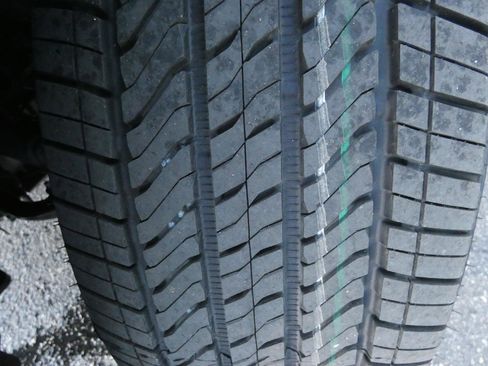 New 2026 GMC Yukon XL Elevation image 9