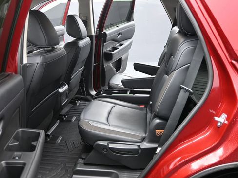 Used 2022 Nissan Pathfinder SL w/ SL Premium Package image 19