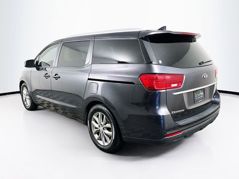 Used 2019 Kia Sedona EX image 5