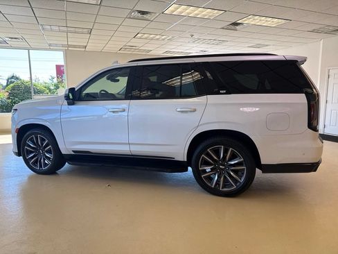 Used 2022 Cadillac Escalade Sport Platinum AWD/4WD image 11
