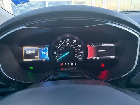 Used 2019 Ford Fusion Titanium FWD image 10