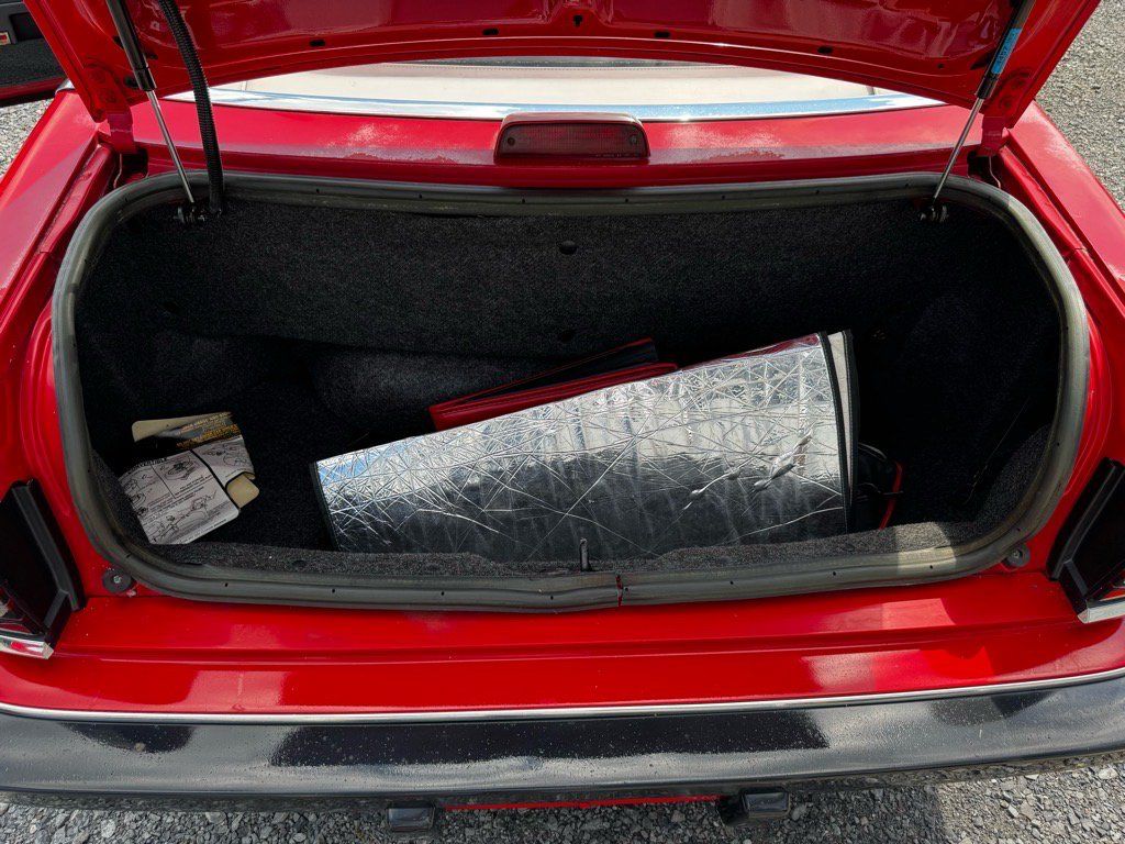Used 1989 Chrysler LeBaron Premium FWD image 32