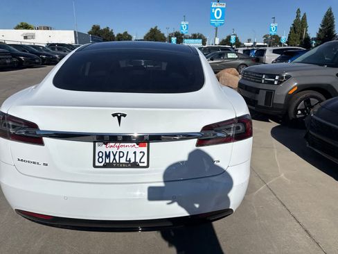 Used 2016 Tesla Model S RWD image 6