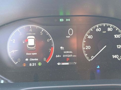 Used 2025 Honda HR-V Sport image 4
