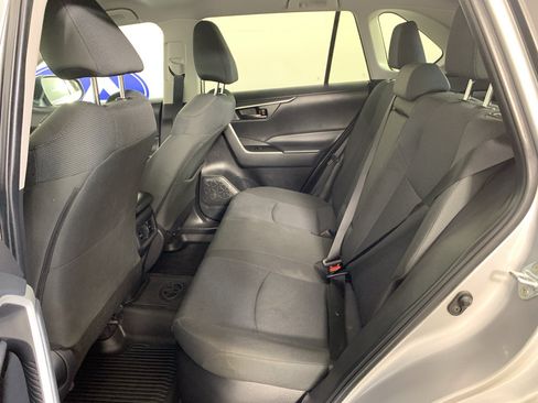 Used 2024 Toyota RAV4 LE AWD/4WD image 31