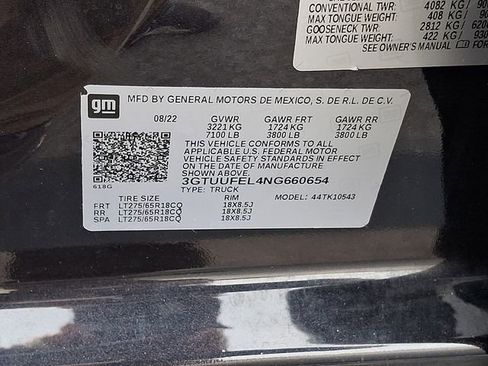 Used 2022 GMC Sierra 1500 AT4X image 30