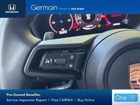 Used 2024 Porsche Cayenne AWD/4WD image 25