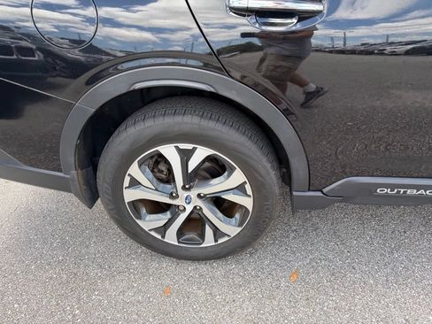 Used 2021 Subaru Outback Touring XT AWD/4WD image 5