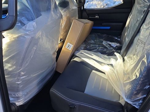 New 2025 Toyota Tacoma TRD Off-Road image 21