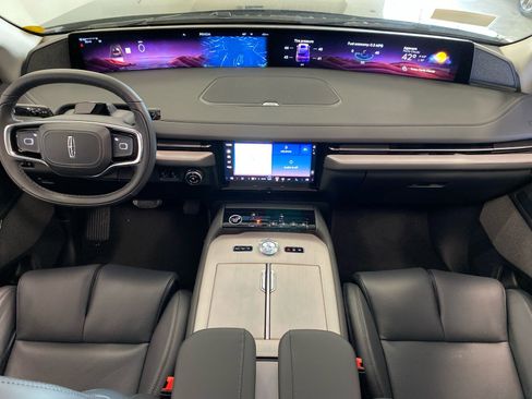 New 2026 Lincoln Navigator Reserve image 15