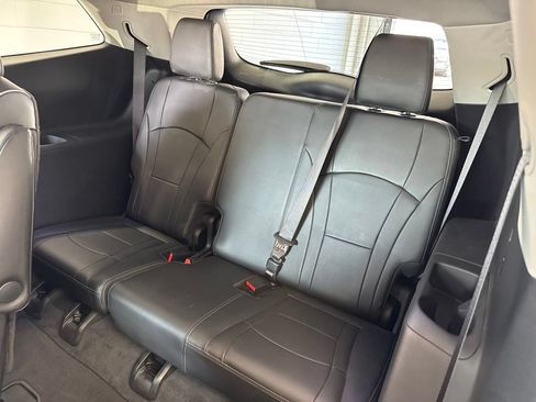 Used 2021 Buick Enclave Avenir w/ Avenir Technology Package AWD/4WD image 40