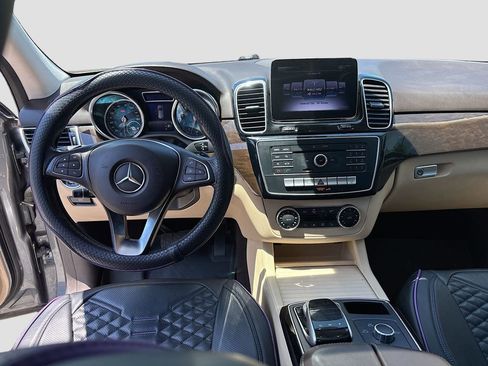 Used 2018 Mercedes-Benz GLE 350 image 39