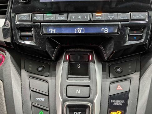 Used 2018 Honda Odyssey EX-L image 37