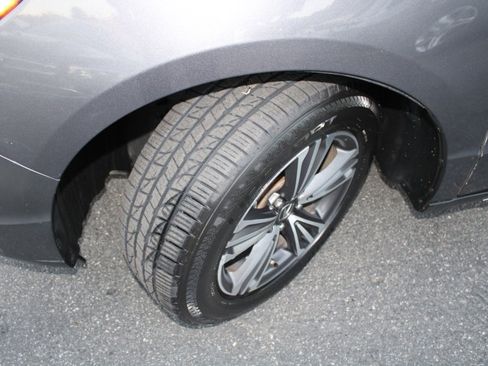 Used 2018 Acura MDX FWD image 21