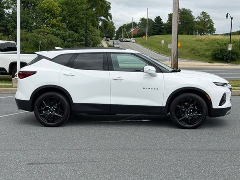 Used 2022 Chevrolet Blazer LT AWD/4WD image 14