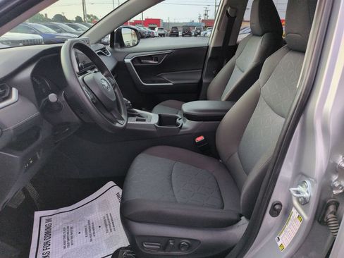 Certified 2025 Toyota RAV4 XLE AWD/4WD image 9