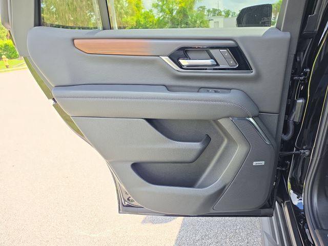 New 2026 GMC Yukon Denali AWD/4WD image 12