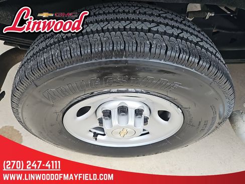 Used 2024 Chevrolet Express 2500 w/ Driver Convenience Package image 8