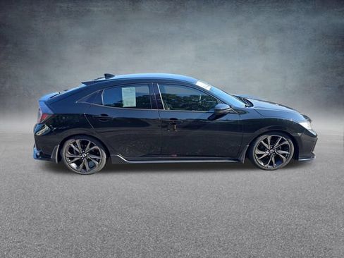 Used 2018 Honda Civic Sport image 8
